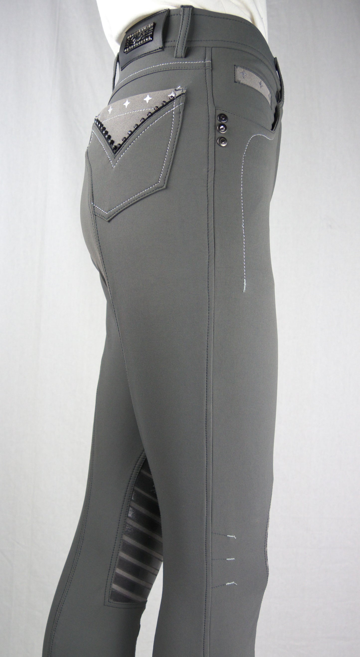 Children's Dela Knee Patch in Graphite